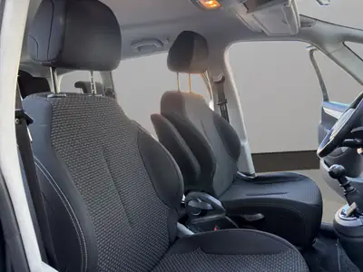 Citroën C4 Grand Picasso 1.6 HDI — Monospace 7 places, fiable et économe — Miniatur 20