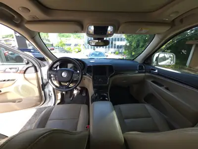 Jeep Grand Cherokee 3.0 CRD 250 Limited — SUV premium diesel, équipement complet — intérieur