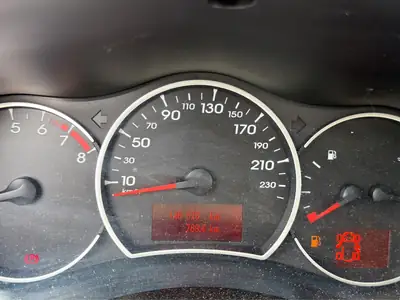 Renault Koleos 2.5 Dynamique Luxe 4x4 — SUV robuste, 4 roues motrices et cuir premium — Thumbnail 11