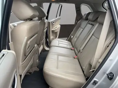 Renault Koleos 2.5 Dynamique Luxe 4x4 — SUV robuste, 4 roues motrices et cuir premium — Thumbnail 13