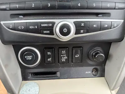 Renault Koleos 2.5 Dynamique Luxe 4x4 — SUV robuste, 4 roues motrices et cuir premium — Thumbnail 22