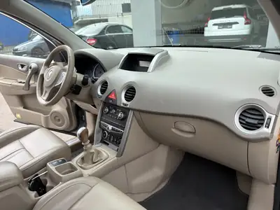 Renault Koleos 2.5 Dynamique Luxe 4x4 — SUV robuste, 4 roues motrices et cuir premium — Thumbnail 24