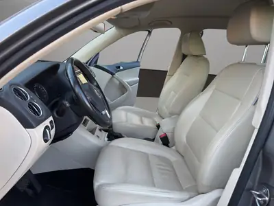 VW Tiguan 2.0 TDI Sport&Style — SUV robuste, moteur efficace, historique sans sinistre — Miniature 9