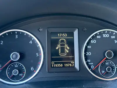 VW Tiguan 2.0 TDI Sport&Style — SUV robuste, moteur efficace, historique sans sinistre — Miniature 11