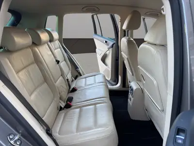 VW Tiguan 2.0 TDI Sport&Style — SUV robuste, moteur efficace, historique sans sinistre — Miniature 18