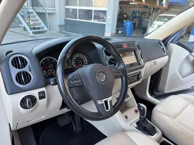 VW Tiguan 2.0 TDI Sport&Style — SUV robuste, moteur efficace, historique sans sinistre — Miniature 23