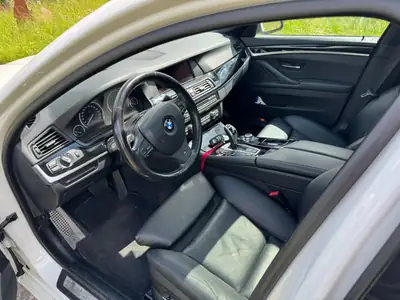 BMW 550i Touring — Berline de prestige, révision complète 2024, freins neufs — Heckansicht