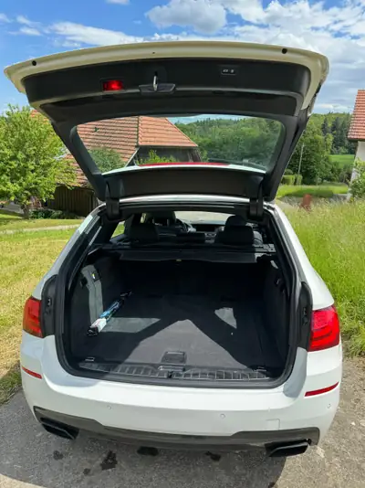 BMW 550i Touring — Berline de prestige, révision complète 2024, freins neufs — Detail