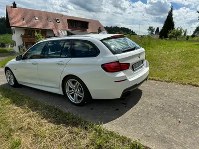 BMW 550i Touring — Berline de prestige, révision complète 2024, freins neufs — Innenraum