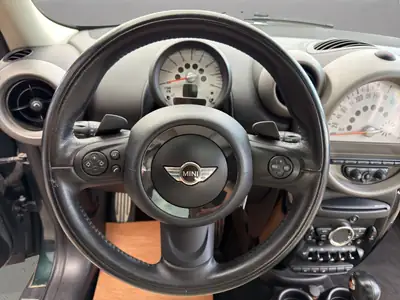 MINI Countryman Cooper S ALL4 — SUV compact premium, traction intégrale et équipements haut de gamme — Thumbnail 10