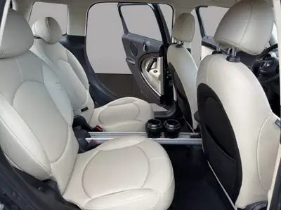 MINI Countryman Cooper S ALL4 — SUV compact premium, traction intégrale et équipements haut de gamme — Thumbnail 18