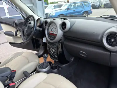 MINI Countryman Cooper S ALL4 — SUV compact premium, traction intégrale et équipements haut de gamme — Thumbnail 21