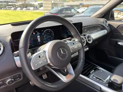 Mercedes-Benz GLB 250 AMG Line 4Matic — SUV compact polyvalent, 84000 km — Miniature 17