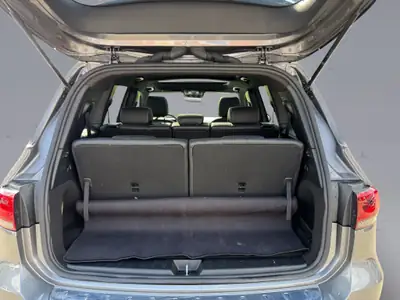 Mercedes-Benz GLB 250 AMG Line 4Matic — SUV compact polyvalent, 84000 km — Miniature 20