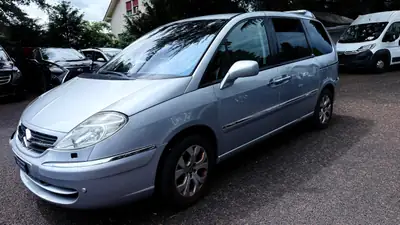 Citroën C8 2.0 HDi Exclusive — Monospace spacieux, diesel économe, 194 000 km — vista posteriore