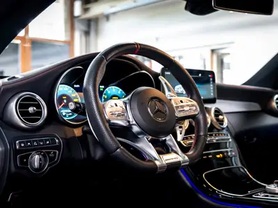 Mercedes-AMG C 43 4Matic — Coupé sportif 390 ch, suspension abaissée homologuée — Miniature 15