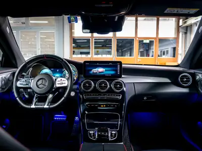 Mercedes-AMG C 43 4Matic — Coupé sportif 390 ch, suspension abaissée homologuée — Miniature 22