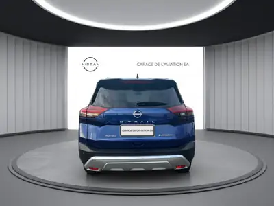 Nissan X-Trail 1.5e-Power 4WD — SUV hybride essence, 10 km seulement — intérieur
