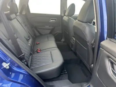 Nissan X-Trail 1.5e-Power 4WD — SUV hybride essence, 10 km seulement — Miniature 9