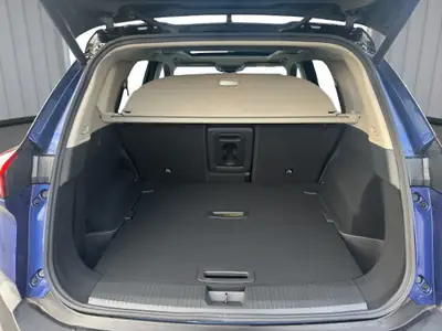 Nissan X-Trail 1.5e-Power 4WD — SUV hybride essence, 10 km seulement — Miniature 10