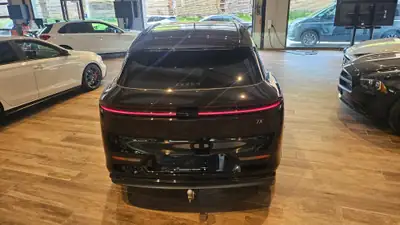 Zeekr 7X 100kWh Privilege AWD — SUV électrique performant, quasi neuf — Thumbnail 12