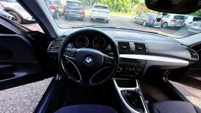 BMW 118d Access — Diesel efficace, 6 vitesses, sans sinistre — Miniature 9