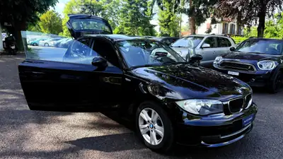 BMW 118d Access — Diesel efficace, 6 vitesses, sans sinistre — Miniature 10