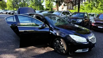 Opel Insignia 1.8 Edition 2008 — Berline élégante, moteur fiable et sans sinistre — Miniature 11