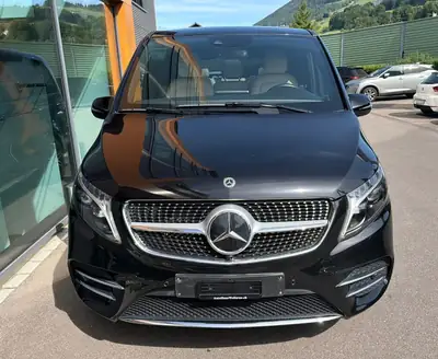Mercedes-Benz V 300 d long — Monospace 8 places, diesel efficace, 4Matic — rear view
