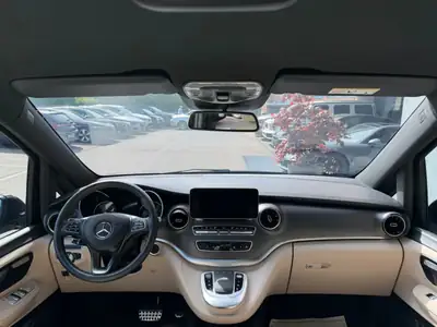 Mercedes-Benz V 300 d long — Monospace 8 places, diesel efficace, 4Matic — Thumbnail 12