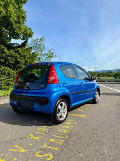 Peugeot 107 Swiss Edition — Citadine fiable, révision MFK fraîche, 8 pneus neufs — Thumbnail 8