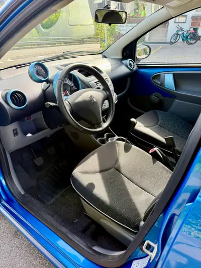 Peugeot 107 Swiss Edition — Citadine fiable, révision MFK fraîche, 8 pneus neufs — Thumbnail 10