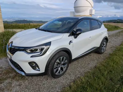Renault Captur 1.6 E-Tech Plug-in — SUV hybride rechargeable, 48 000 km seulement — Außenansicht
