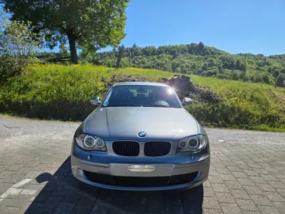 BMW 116i — Compacte citadine de 2010, 122 ch, état impeccable — Außenansicht