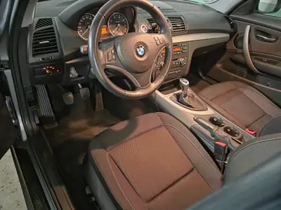 BMW 116i — Compacte citadine de 2010, 122 ch, état impeccable — Miniatur 10