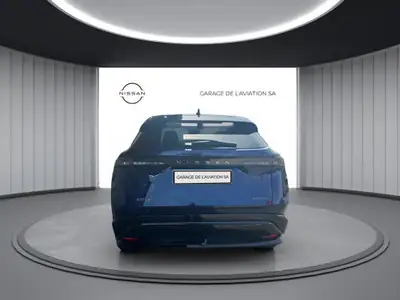 Nissan Ariya 87 kWh Evolve Allra — SUV électrique haute performance, 10 km seulement — vista posteriore
