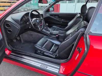 BMW 850i V12 5.0 — Chef-d'œuvre des années 90, 300 CV et boîte manuelle — Miniature 12