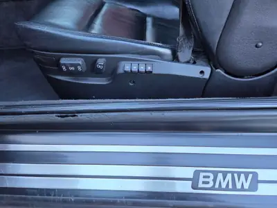 BMW 850i V12 5.0 — Chef-d'œuvre des années 90, 300 CV et boîte manuelle — Miniature 15