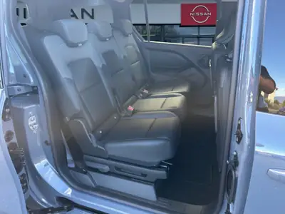 Nissan Townstar Kombi L2 N-Conn 2025 — Monospace spacieux, moteur essence efficace — Miniature 8