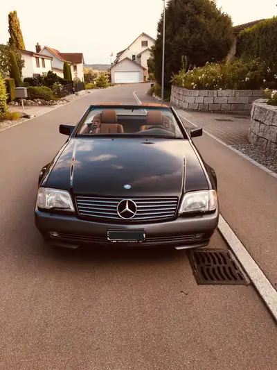 Mercedes-Benz SL 280 — Cabriolet légendaire, cuir premium et motorisation classique — Außenansicht