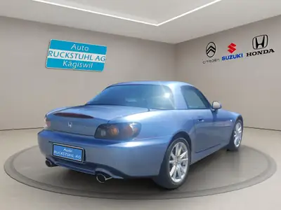 Honda S2000 2.0 16V — Roadster légendaire, cabriolet sport authentique — interior
