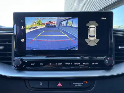 Kia ProCeed 1.5 T-GDi MHEV GT-Line — Break sportif hybride mild, 3900 km seulement — Thumbnail 14