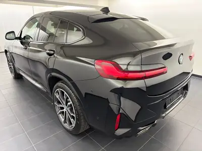 BMW X4 xDrive 48V 20d M Sport 2025 — SUV coupé diesel hybride, première main — side view