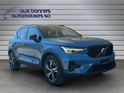 Volvo XC40 B4 Mild Hybrid AWD — SUV compact hybride, 65'000 km, état impeccable — tableau de bord