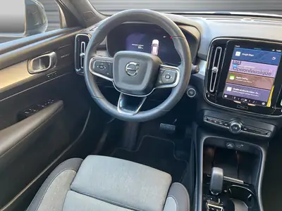 Volvo XC40 B4 Mild Hybrid AWD — SUV compact hybride, 65'000 km, état impeccable — Miniature 11