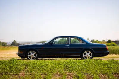 Bentley Continental R 1997 — Coupé sportif de prestige, motorisation 6.8L biturbo, version européenne rare — Detail