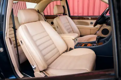 Bentley Continental R 1997 — Coupé sportif de prestige, motorisation 6.8L biturbo, version européenne rare — Miniatur 14