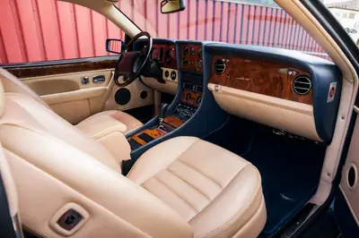 Bentley Continental R 1997 — Coupé sportif de prestige, motorisation 6.8L biturbo, version européenne rare — Miniatur 13