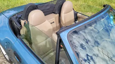 BMW Z3 2.8 — Roadster iconique des années 90, motorisation 193 ch — Detail