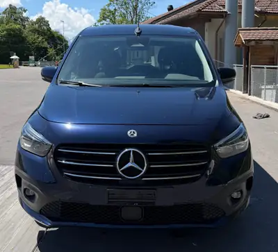 Mercedes-Benz T-Class T180 Progressive — Monospace familial diesel, garantie 4 ans incluse — fianco